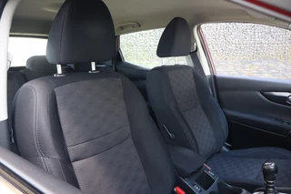 Nissan QASHQAI Nissan QASHQAI 1.2 Connect Edition | Navi | Clima - afbeelding nr 5
