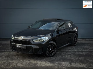 BMW X2 XDrive25e High Executive M-Sport, Pano, Carplay, Ambient Light, Stoelverwarming,