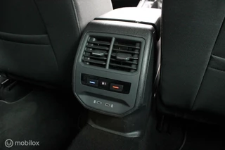SEAT Leon Seat Leon Sportstourer 1.5 TSI Style Launge Edition 130 PK, Digital dashboard, Trekhaak, Adaptief cruise, Camera, Parkeer assistent, App connect, Pdc voor -achter, Full led, Clima, Navi, 17 inch Lmv. - afbeelding nr 25