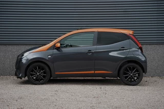 Toyota Aygo Toyota Aygo 1.0 VVT-i x-JBL 72 PK | Camera | Automaat | Carplay | 15'Inch | - afbeelding nr 4