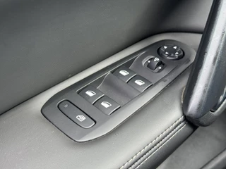 Peugeot 308 Peugeot 308 SW 1.2 PureTech Allure Leder/alcantara Led koplampen Camera Cruise Navigatie - afbeelding nr 26
