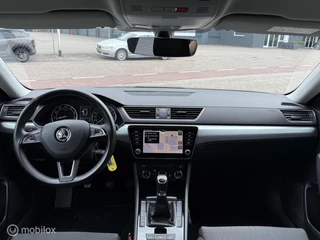 Škoda Superb Skoda Superb Combi 1.4 TSI Ambition NAVIGATIE - afbeelding nr 11