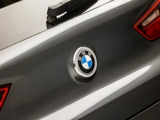 BMW X2 Automaat (NAVIGATIE, M PAKKET, CLIMATE, STOELVERWARMING, LEDEREN SPORTSTOELEN, CAMERA, GETINT GLAS, SFEERVERLICHTING, NIEUWSTAAT) - afbeelding nr 32