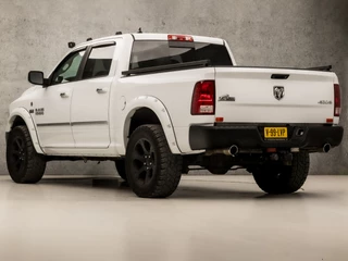 Dodge Ram 1500 Dodge Ram 1500 DODGE 5.7L V8 Big Horn 402Pk Automaat (NAVIGATIE, CLIMATE, STUUR/STOELVERWARMING, CAMERA, LEDEREN SPORTSTOELEN, GETINT GLAS, TREKHAAK, CRUISE, BLUETOOTH, NIEUWSTAAT) - afbeelding nr 3