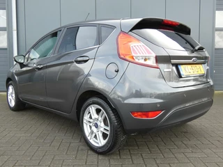 Ford Fiesta Ford Fiesta 1.0 EcoBoost Titanium | WINTER PAKKET | 5-DEURS | 91000 KM!!! - afbeelding nr 3