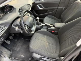 Peugeot 308 Peugeot 308 1.2 PureTech Blue Lease Executive NAP Panoramadak - afbeelding nr 17