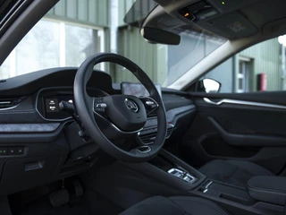 Škoda Octavia Škoda Octavia Combi 1.5 TSI MHEV Business Edition Plus | Matrix LED | Lounge Interieur | Chrome pakket | Stoel-, Stuur- & voorruitverwarming | Navi 13inch | Wireless App-connect | El. achterklep m.sensor | ACC - afbeelding nr 3