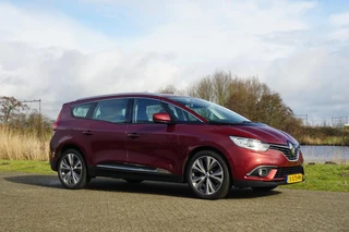 Renault Grand Scénic Renault Grand Scénic 1.2 TCe 132PK Intens | Rouge Millesime | Full-LED/Half-Leder/Massage/Trekhaak/Carplay - Volle, chique auto! - afbeelding nr 11