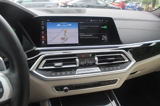BMW X5 BMW X5 xDrive30d High Exe. 7p. M Sport / Trekhaak / Panoramadak / Camera / Head-up / Softclose / 20'' / Harman Kardon / Luchtvering / Laser LED / Keyless / Leder / Apple CarPlay / Stuurverwarming / DAB / ACC / Zonnescherm zijruite - afbeelding nr 20
