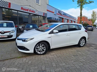 Toyota Auris 1.8 HYBRID DYNAMIC GO / Climate /
