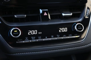 Toyota Corolla Touring Sports Toyota Corolla Touring Sports 1.8 Hybrid Dynamic Team Navi HuD LED Camera ACC Dodehoek - afbeelding nr 12