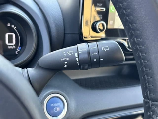 Toyota Yaris Toyota Yaris 1.5 Hybrid Dynamic | Keyless | LED | Stoelverw. - afbeelding nr 25