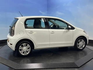 Volkswagen up! Volkswagen Up! 1.0 BMT high up! Clima | Cruise |Navi | Camera | Stoelverwarming | PDC - afbeelding nr 9