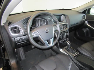 Volvo V40 Volvo V40 1.5 T2 Automaat Polar+ Navigatie, stoelverwarming - afbeelding nr 2