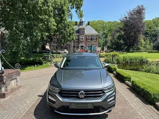 Volkswagen T-Roc Volkswagen T-Roc 1.0 TSI | Camera | CarPlay | Dode Hoek Detectie | Elektirsche Achterklep | Dealer Onderhouden | - afbeelding nr 3
