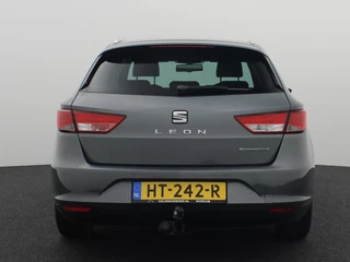 SEAT Leon TREKHAAK / NAVI / CLIMA / CARPLAY / PDC / BLUETOOTH / CRUISE / NL-AUTO - afbeelding nr 4