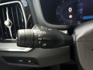 Volvo V60 Volvo V60 2.0 T6 Plug-in hybrid AWD Plus Dark - afbeelding nr 24