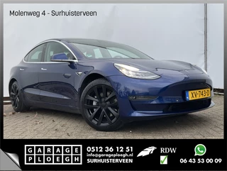 Tesla Model 3 - 212374840-0