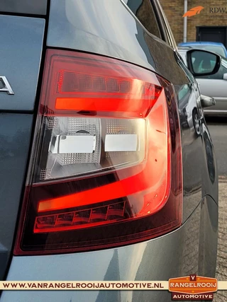 Škoda Octavia Skoda Octavia Combi 1.0 TSI DSG aut., clima, cruise, stoelverw., navi, pdc v+a - afbeelding nr 22