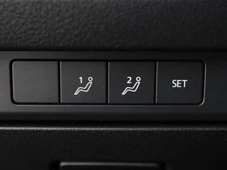 Mazda 3 Mazda 3 2.0 e-SkyActiv-X Luxury | Leder |  Stoel & stuurverwarming | BOSE Sound | Adaptive cruise | Camera | Carplay | Keyless | Head-Up | Memory - afbeelding nr 24