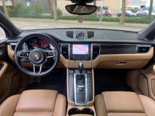 Porsche Macan Porsche Macan 3.0 GTS Burmester ACC Pano Cognac L Chrono Vol geoptioneerd Onderhoudshistorie Distronic Flippers Stoelkoeling/verwa - afbeelding nr 2