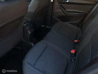 Škoda Fabia Skoda Fabia 5Drs TSI 95 PK Zwart Dak Navigatie Stoelverw DonkerGlas Parkeersensor Cruise - afbeelding nr 26