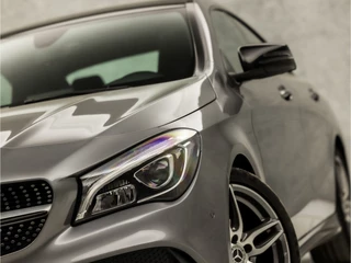 Mercedes-Benz CLA Automaat (SCHUIFDAK, APPLE CARPLAY, GROOT NAVI, LEDER/ALCANTARA, CAMERA, SPORTSTOELEN, STOELVERWARMING, KEYLESS, CRUISE, ZWART HEMEL, NIEUWSTAAT) - afbeelding nr 17