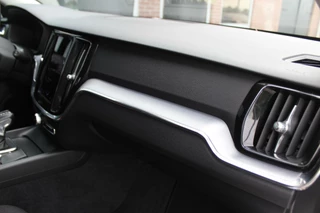 Volvo V60 ➡️ Volvo V60 2.0 D3 Momentum | 1e eigenaar | inc BTW | Led | Camera | DAB | Navi | Cruise-control | Stuurverwarming | Stoelverwarming | PDC | 150 pk | - afbeelding nr 36