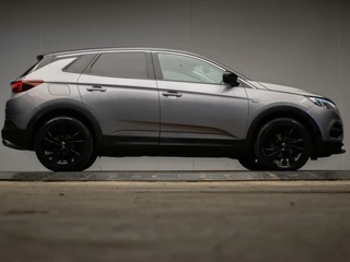 Opel Grandland X Opel Grandland X 1.2 Turbo Ultimate Sport (APPLE CARPLAY,NAVI,CAMERA,LED,SPORTSTOELEN,CRUISE,CLIMATE,DODE HOEk,GETINT,NETTESTAAT) - afbeelding nr 6