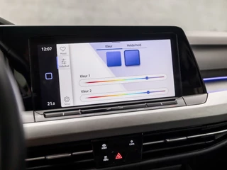 Volkswagen Golf Volkswagen Golf 1.0 eTSI Sport Automaat (APPLE CARPLAY, GROOT NAVI, KEYLESS, SFEERVERLICHTING, SPORTSTOELEN, LM VELGEN, PARKEERSENSOREN, ADAPTIVE CRUISE, NIEUWSTAAT) - afbeelding nr 26