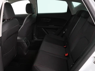 SEAT Leon SEAT Leon 2.0 TDI FR | Panoramadak | Virtual Cockpit | Maxton | Stoelverwarming | Adaptive cruise | Camera | Carplay | Sfeerverlichting | Full LED - afbeelding nr 6