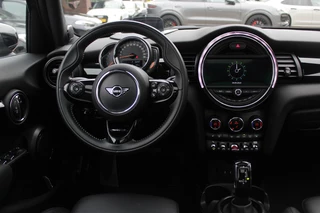 MINI Cooper MINI Cooper Mini 1.5 60 Years Edition / Panoramadak / Head-up / Leder / Harman Kardon / 17'' / Navigatie / DAB / Cruise Control - afbeelding nr 9