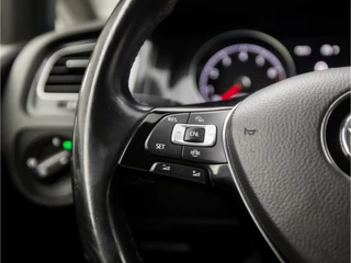 Volkswagen Golf Automaat (APPLE CARPLAY, CLIMATE, STOELVERWARMING, SPORTSTOELEN, LM VELGEN, GETINT GLAS, CRUISE, NIEUWSTAAT) - afbeelding nr 19