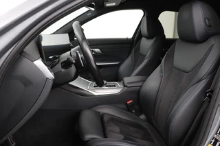 BMW 3 Serie BMW 3-serie 320e M Sport | Head-Up | Stoel & stuurverwarming |  Adaptive cruise | Sportstoelen | Adaptief LED | Sfeerverlichting | Camera | Carplay | Leder/Alcantara - afbeelding nr 5