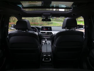 BMW 5 Serie BMW 5 Serie Touring 540i xD 340PK High E. M-pakket / BMW Individual / LED - afbeelding nr 13