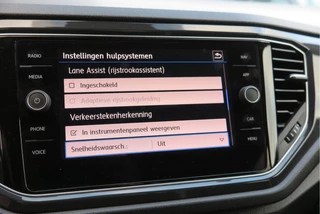 Volkswagen T-Roc Volkswagen T-Roc 2.0 TSI 190pk DSG 4Motion Sport , Virtual cockpit , Led verlichting, Trekhaak (afneembaar), Navigatie, Stoelverwarming,Achteruitrijcamera etc. Nieuwe APK - afbeelding nr 56