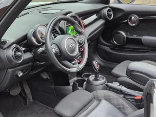 MINI Cooper S Cabrio MINI Cooper S 2.0 COOPER S Chili | NAVIGATIE | STOELVERWARMING | SPORTSTOELEN | WINDSCHERM | 17 INCH LM VELGEN | - afbeelding nr 3