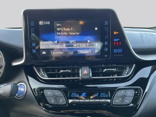 Toyota C-HR Toyota C-HR 1.8 Hybrid Energy 136pk - afbeelding nr 7