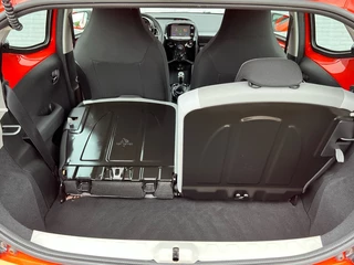 Toyota Aygo Toyota Aygo 1.0 VVT-i X-Cite 5-deurs | Navi | NL auto - afbeelding nr 33