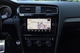 Volkswagen Golf Volkswagen Golf 1.0 TSI HighLine Clima, NAVI, Stoelverwarming, PDC - afbeelding nr 9