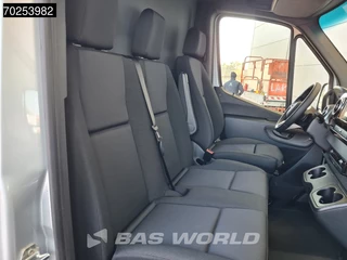 Mercedes-Benz Sprinter Mercedes Sprinter 519 CDI Automaat Dubbellucht L4H2 XXL 3500kg trekhaak ACC LED Camera Navi 16m3 Airco Trekhaak - afbeelding nr 14