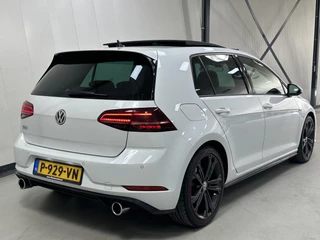 Volkswagen Golf Volkswagen Golf 2.0TSI GTI *PANO*LEER*ACC*LED*DCC*KEYLESS*CAM*NAVI - afbeelding nr 2