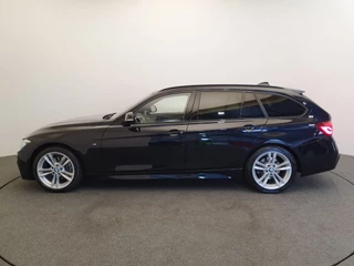 BMW 3 Serie BMW 3 Serie Touring 320i M-sport Trekhaak, Panoramadak, Leder - afbeelding nr 2