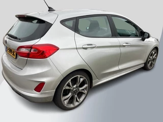 Ford Fiesta Ford Fiesta 1.0 EcoBoost ST-Line 95pk Stoelverwarming | 18 inch Lichtmetaal | Navigatie | Cruise control - afbeelding nr 5