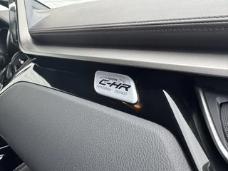 Toyota C-HR Toyota C-HR 1.8 Hybrid First Edition Camera Navigatie Cruise Clima Stoelverwarming Keyless Trekhaak - afbeelding nr 45
