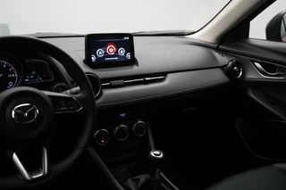 Mazda CX-3 Mazda CX-3 2.0 SkyActiv-G Luxury met vaste trekhaak en all-weather banden : dealer onderhouden - afbeelding nr 33