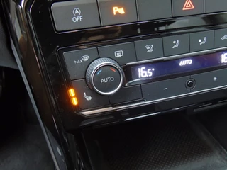 Volkswagen T-Cross Volkswagen T-Cross 1.0 TSI United Edition - 2020 - 32DKM - Navigatie - PDC - Cruise - afbeelding nr 27