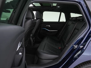BMW 3 Serie BMW 3 Serie Touring 330e Business Edition Plus M-Sportpack (INCL-BTW) *PANO | VERNASCA-FULL-LEATHER | HEAD-UP | FULL-LED | DIGI-COCKPIT | NAVI-FULLMAP | HEATED-SPORTSEATS | HIFI-SOUND | CAMERA | AMBIENT-LIGHT | TOWBAR | 19''ALU* - afbeelding nr 10