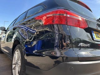 Ford Focus navigatie/camera airco/ecc apk - afbeelding nr 21