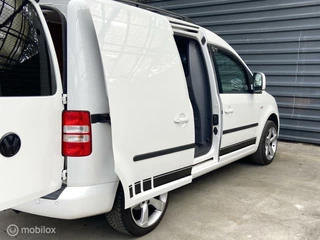 Volkswagen Caddy Volkswagen Caddy 1.6 TDI / KEURIG / TREKHAAK / NAVI / NL! - afbeelding nr 9